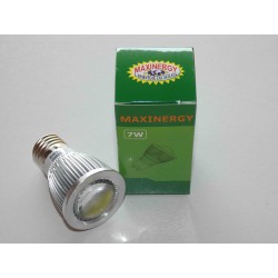 Ampoule LED E27 7W